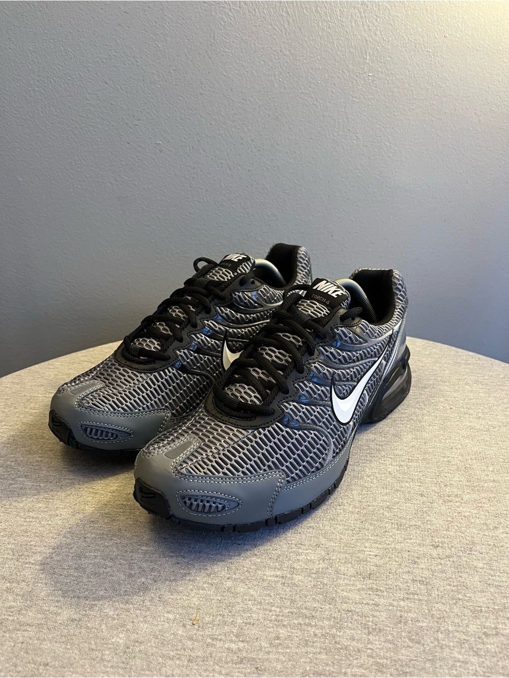 Nike Air Max Torch 4 Cool Grey White Black Athletic Men Shoes Size 10 343846-012 - Picture 9 of 12